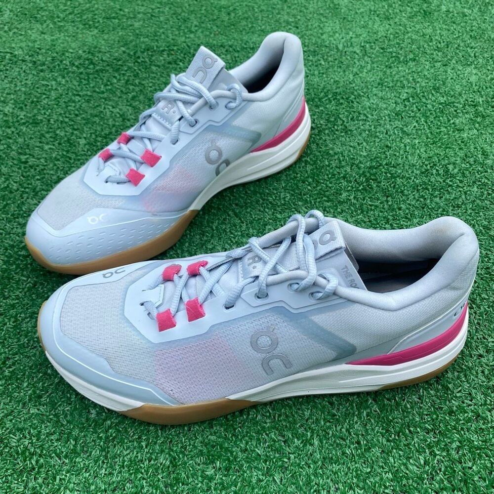 ON CLOUD THE ROGER ADV PRO - Women’s Running Shoes - SIZE 10.5
